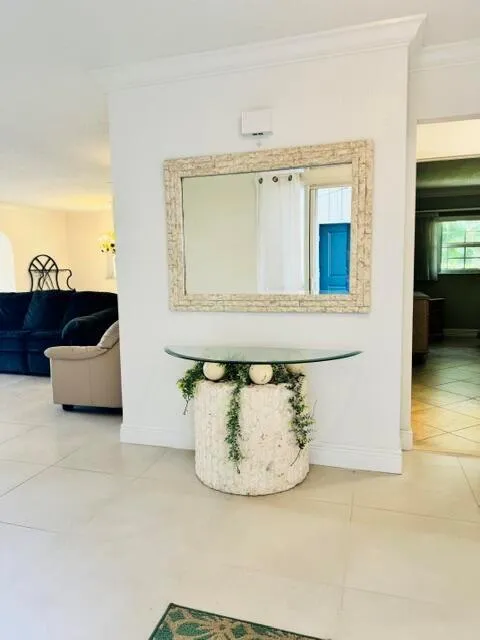 340 Orange Tree Drive #5 Atlantis, FL 33462