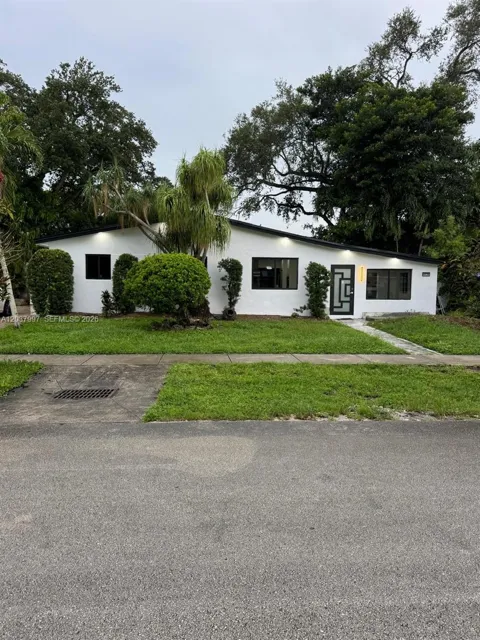 4120 SW 31st Dr