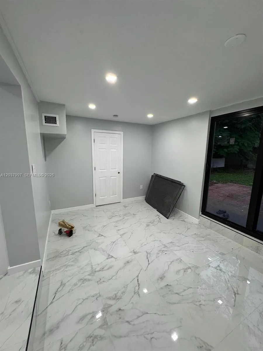 4120 SW 31st Dr West Park, FL 33023