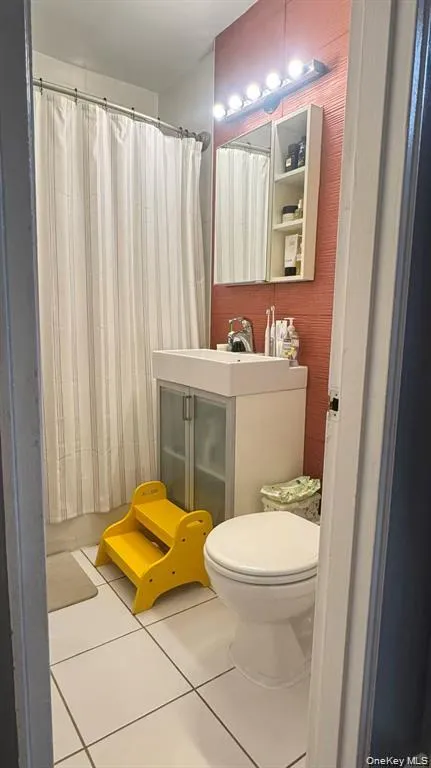 224-24 Union Tpke #4N Oakland Gardens, NY 11364
