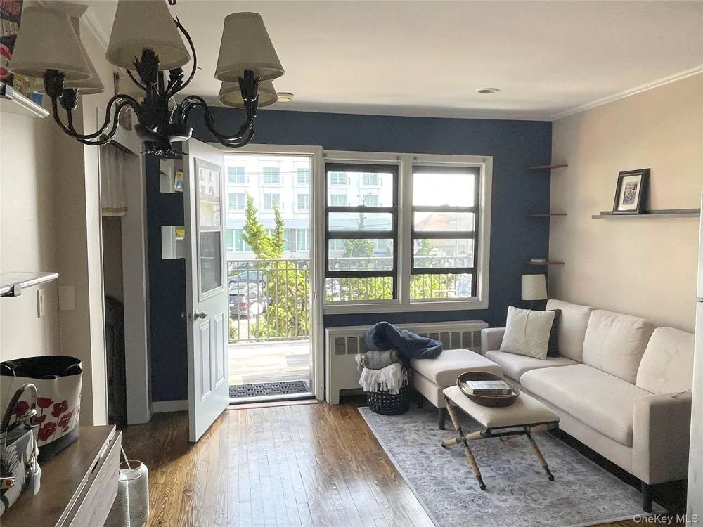 65 W Broadway #7B Long Beach, NY 11561