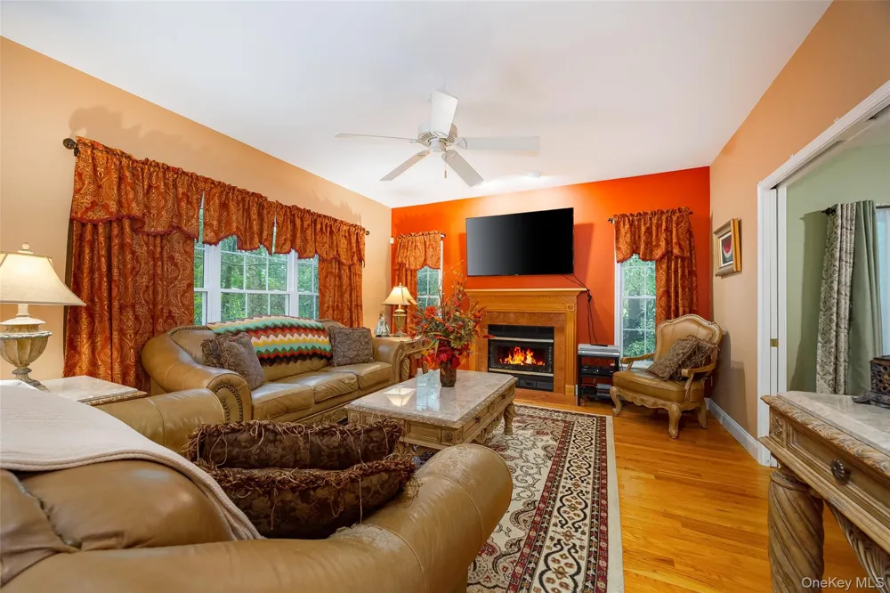 26 E Forest Trail Holmes, NY 12531