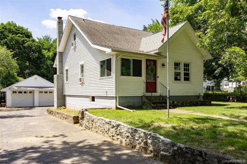 17 Townsend Boulevard