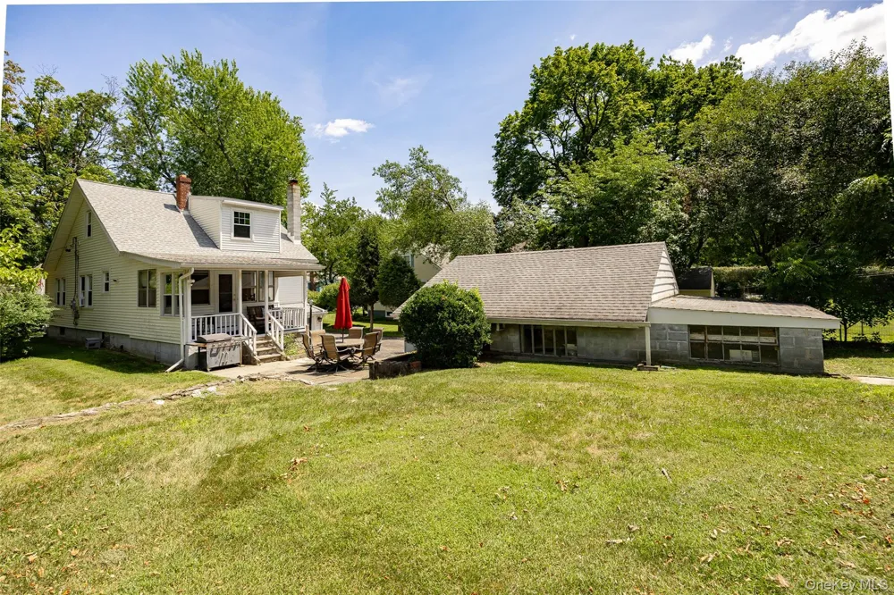 17 Townsend Boulevard Poughkeepsie, NY 12603