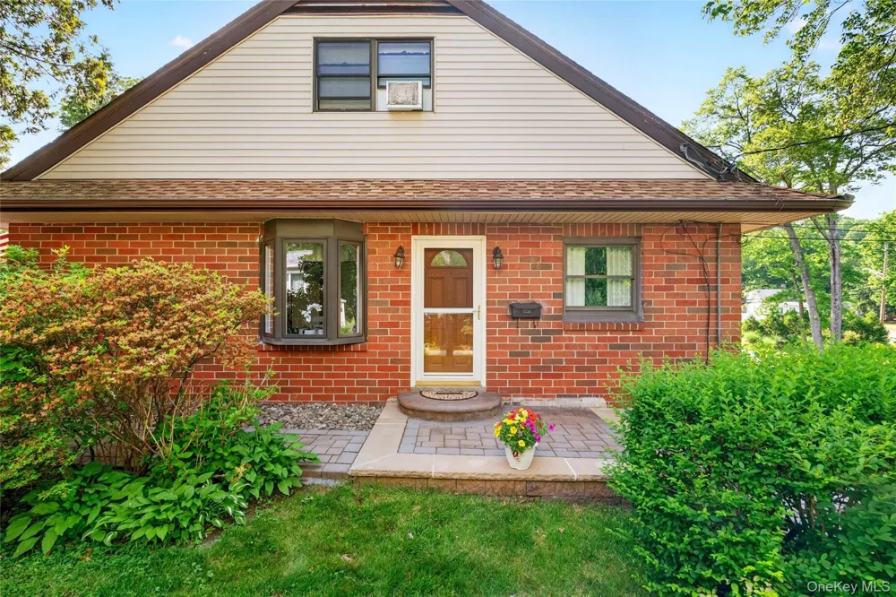 9 E Hall Avenue New City, NY 10956