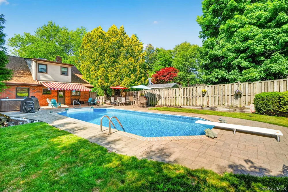 9 E Hall Avenue New City, NY 10956