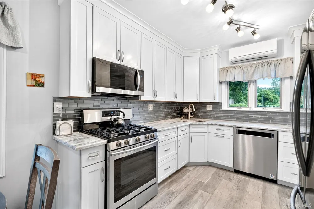 9 E Hall Avenue New City, NY 10956