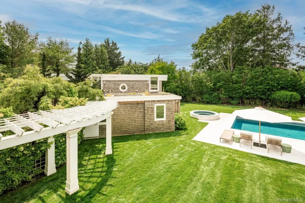 Address Not Shown Bridgehampton, NY 11932