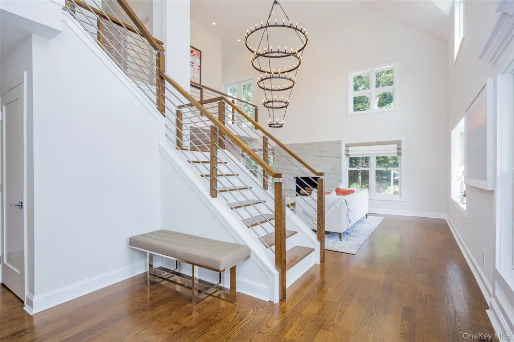 652 Noyack Path Water Mill, NY 11976
