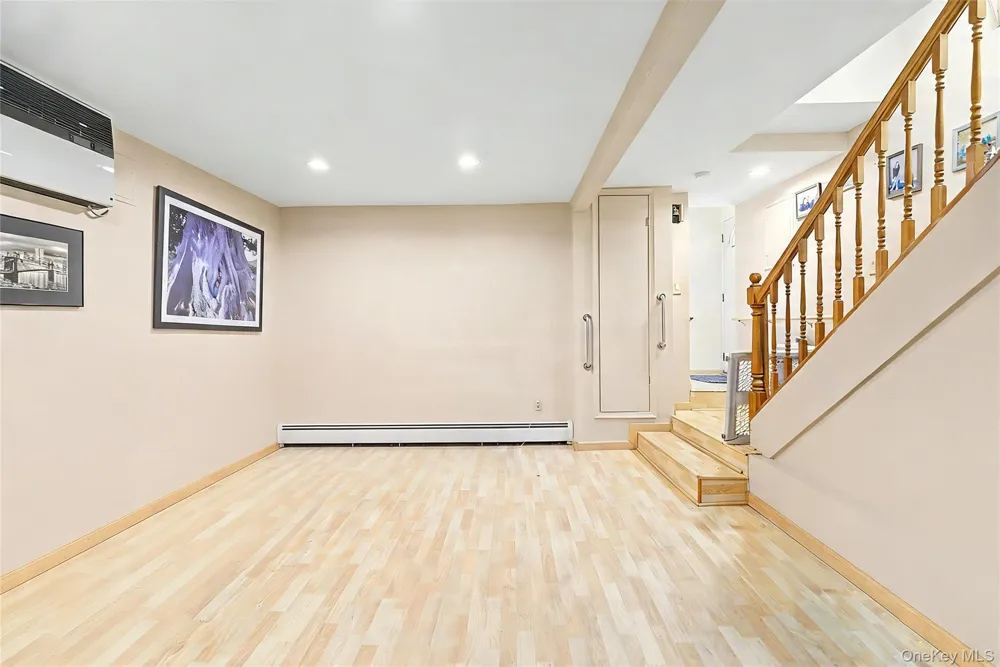 6628 52nd Drive Maspeth, NY 11378