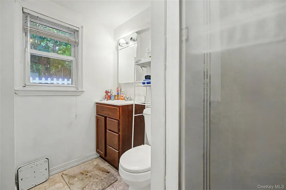 6628 52nd Drive Maspeth, NY 11378