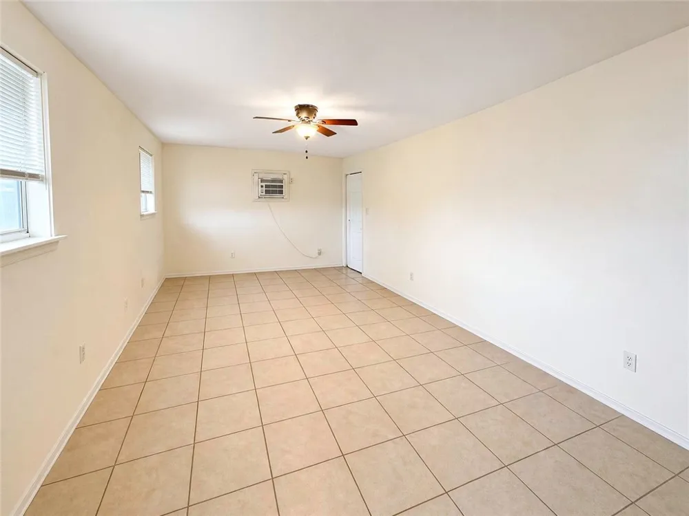 102 County Road 394 Mathis, TX 78368