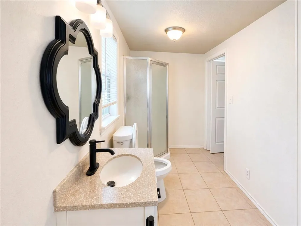 102 County Road 394 Mathis, TX 78368
