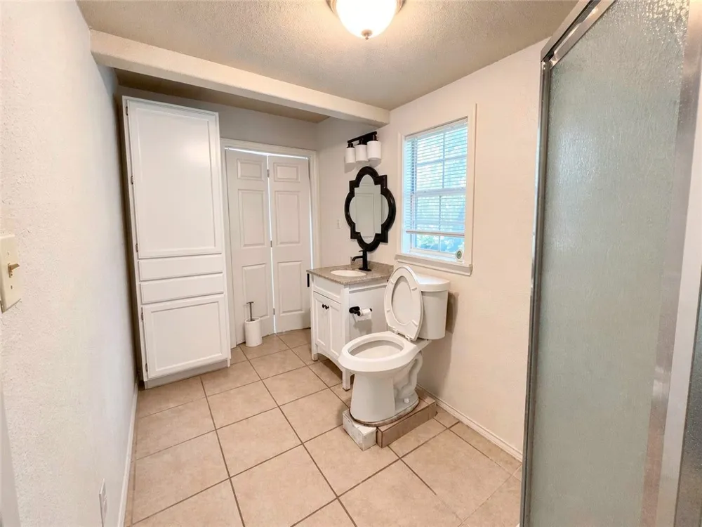 102 County Road 394 Mathis, TX 78368