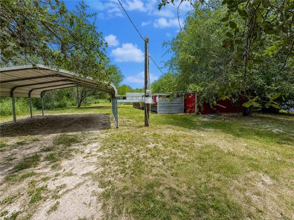 102 County Road 394 Mathis, TX 78368