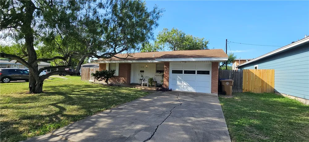 410 Eldon Circle Corpus Christi, TX 78412