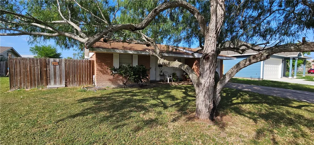 410 Eldon Circle Corpus Christi, TX 78412