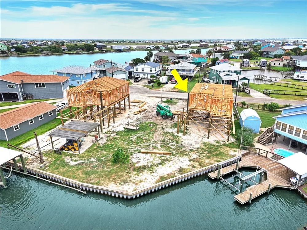9 Scallop Lane Rockport, TX 78382