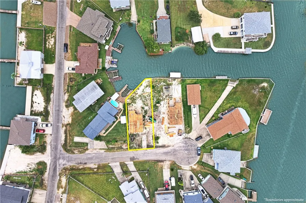 9 Scallop Lane Rockport, TX 78382