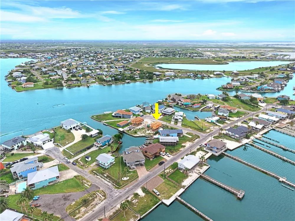 9 Scallop Lane Rockport, TX 78382