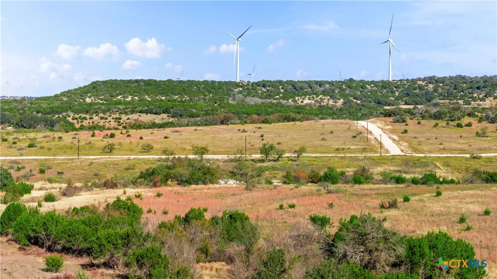 240 E Rolling Oaks Drive Goldthwaite, TX 76844