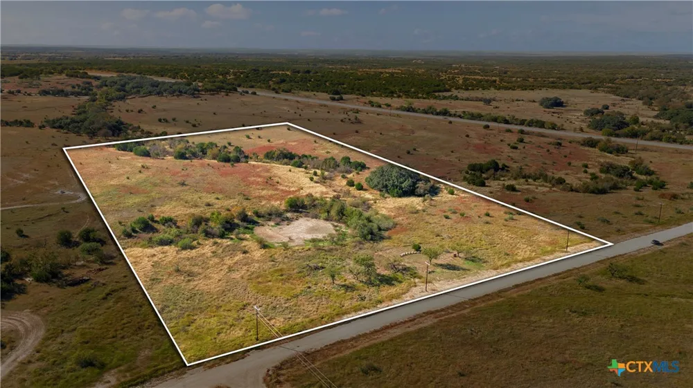 240 E Rolling Oaks Drive Goldthwaite, TX 76844