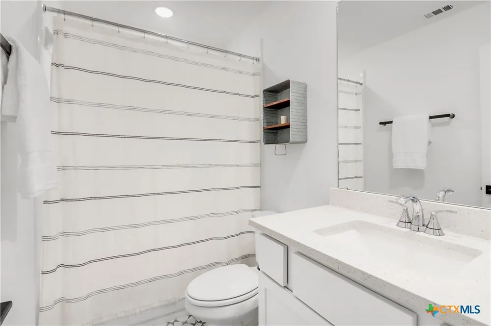 1421 Escarpment New Braunfels, TX 78132