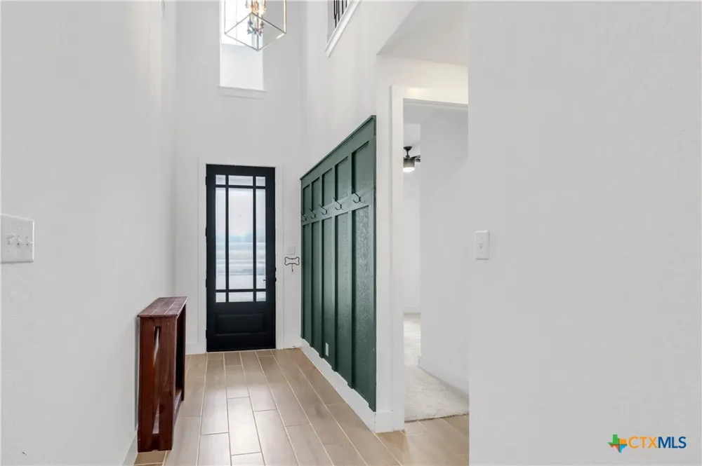 1421 Escarpment New Braunfels, TX 78132