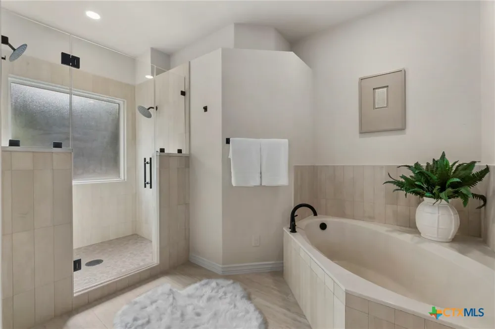 21905 Deer Canyon Drive San Antonio, TX 78266