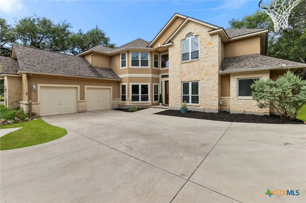 21905 Deer Canyon Drive San Antonio, TX 78266