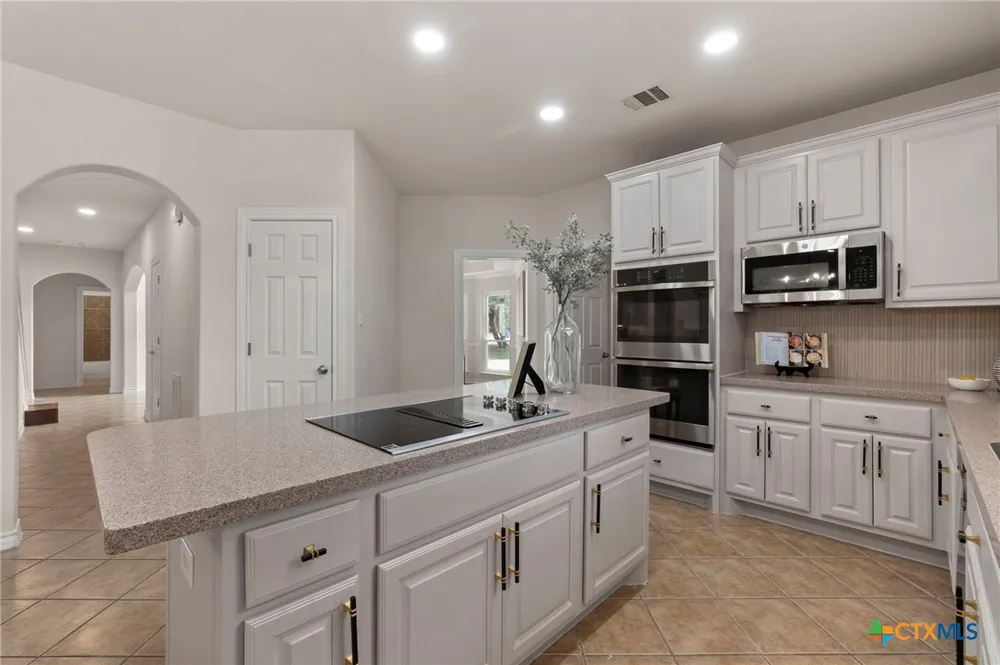 21905 Deer Canyon Drive San Antonio, TX 78266
