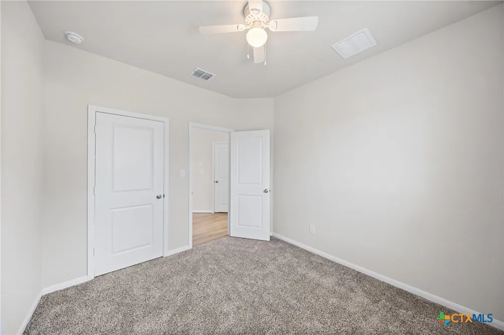 215 Cabiness Drive Salado, TX 76571