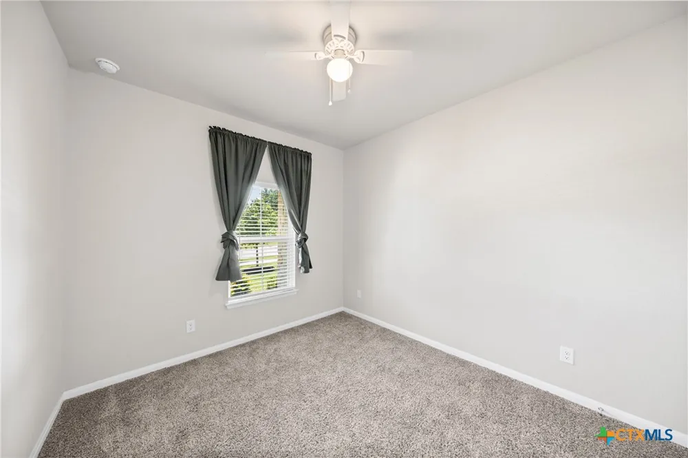 215 Cabiness Drive Salado, TX 76571
