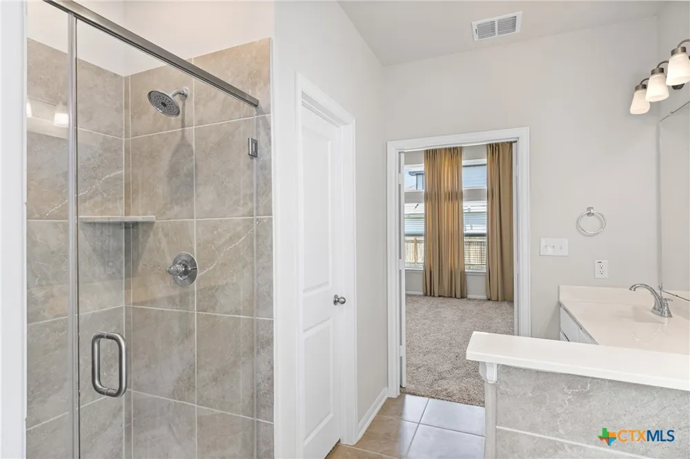 215 Cabiness Drive Salado, TX 76571