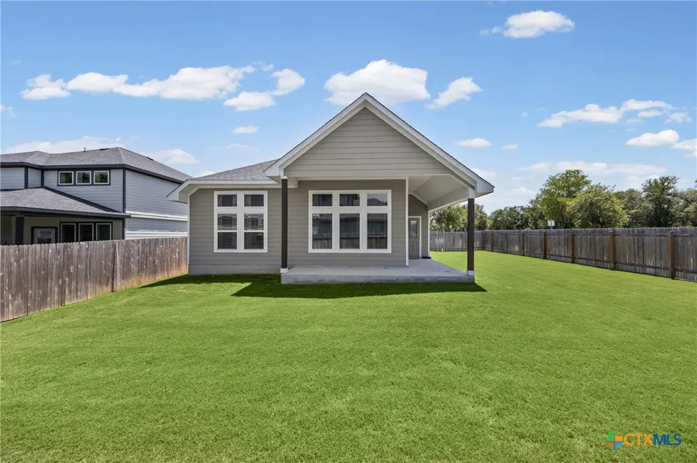 215 Cabiness Drive Salado, TX 76571