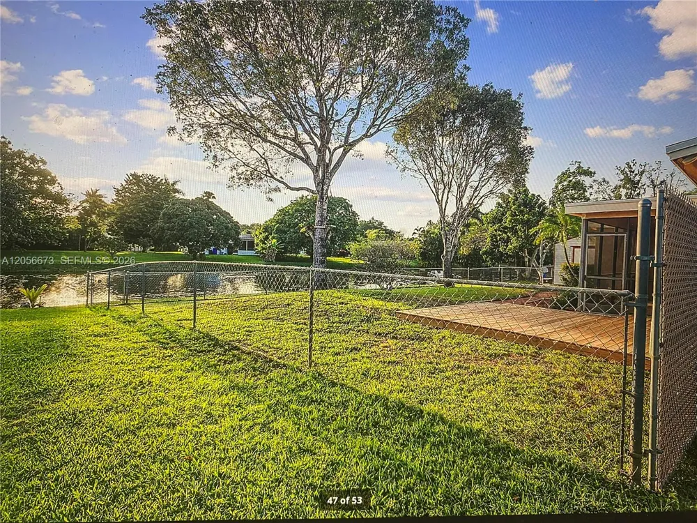 5231 SW 89th Ave Cooper City, FL 33328