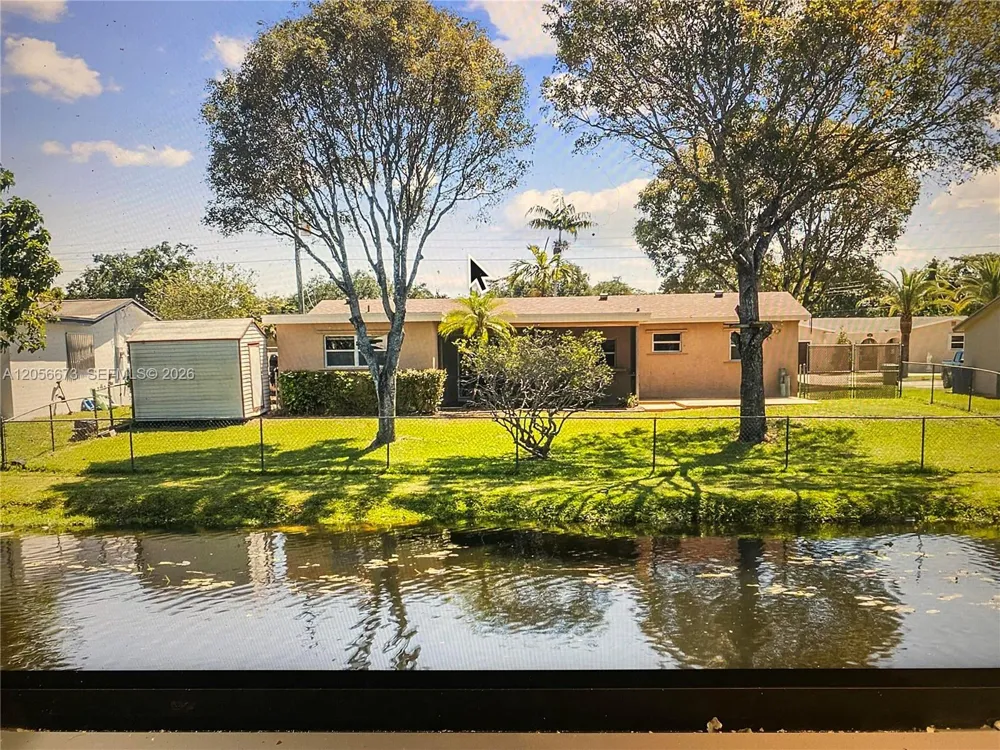5231 SW 89th Ave Cooper City, FL 33328