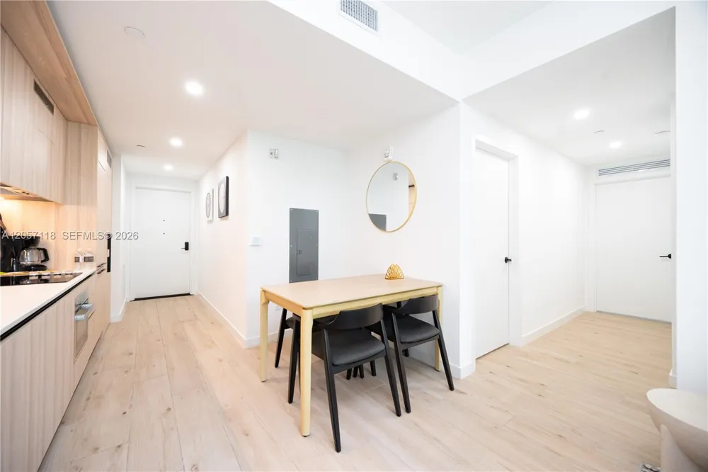 225 Miami Ave #1505 Miami, FL 33128