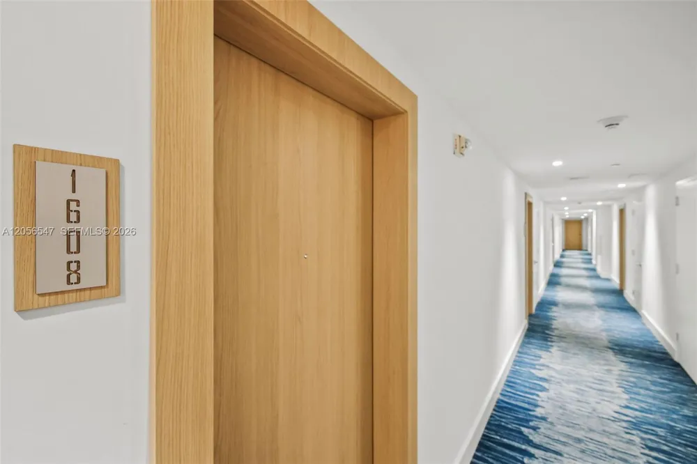 90 SW 3rd St #1608 Miami, FL 33130