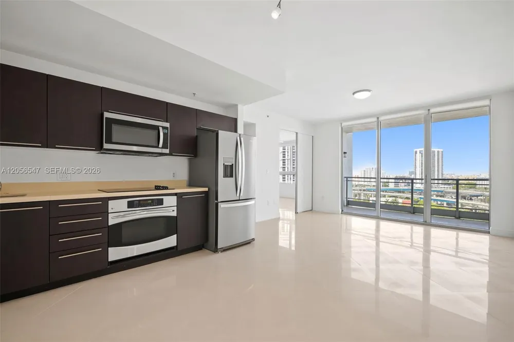 90 SW 3rd St #1608 Miami, FL 33130