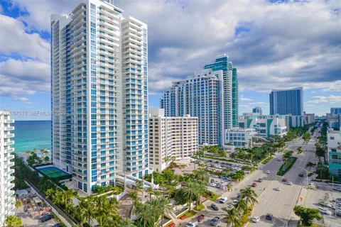 3000 S Ocean Dr #1506