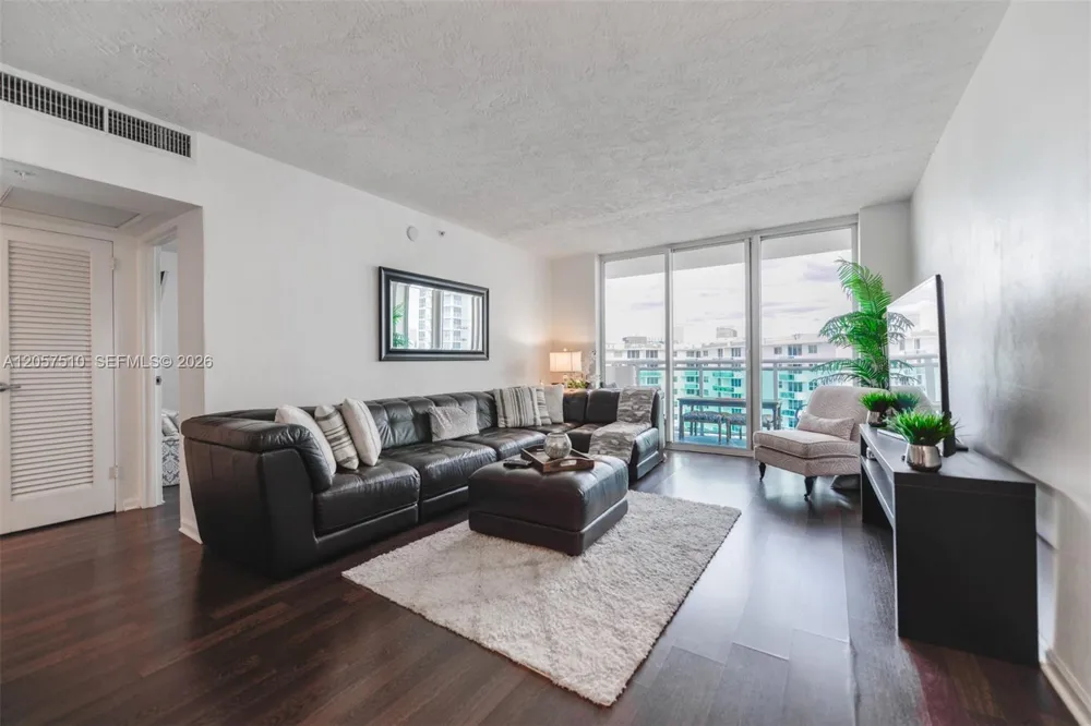 3000 S Ocean Dr #1506 Hollywood, FL 33019