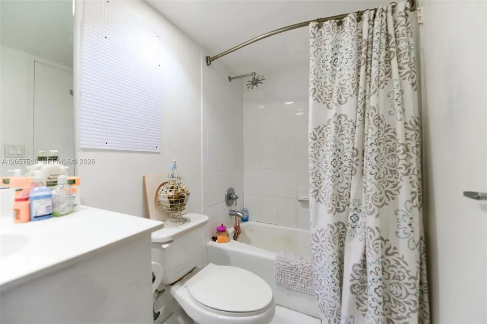 3000 S Ocean Dr #1506 Hollywood, FL 33019