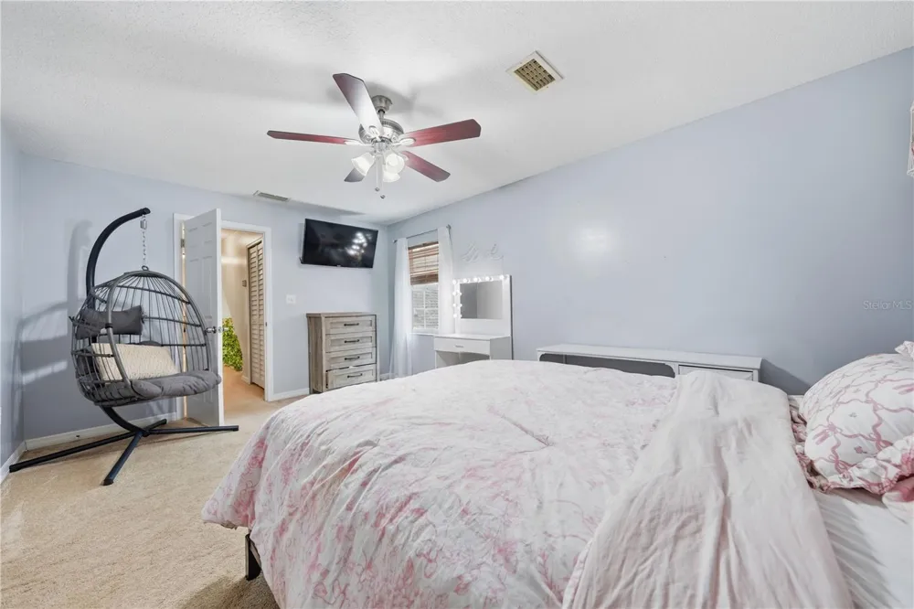 44131 PARKWAY LANE Altoona, FL 32702