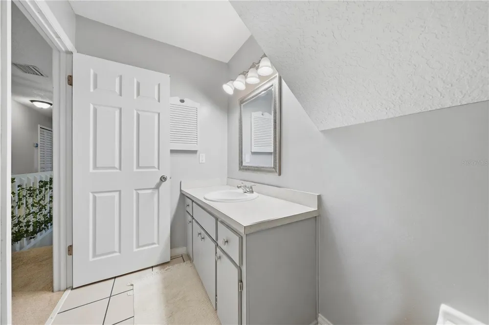 44131 PARKWAY LANE Altoona, FL 32702
