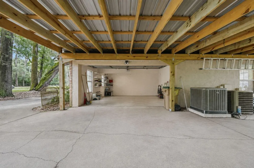 44131 PARKWAY LANE Altoona, FL 32702