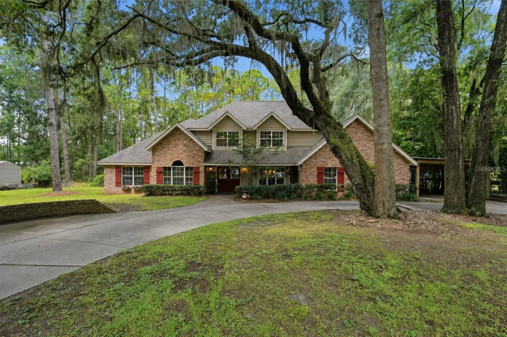 44131 PARKWAY LANE Altoona, FL 32702