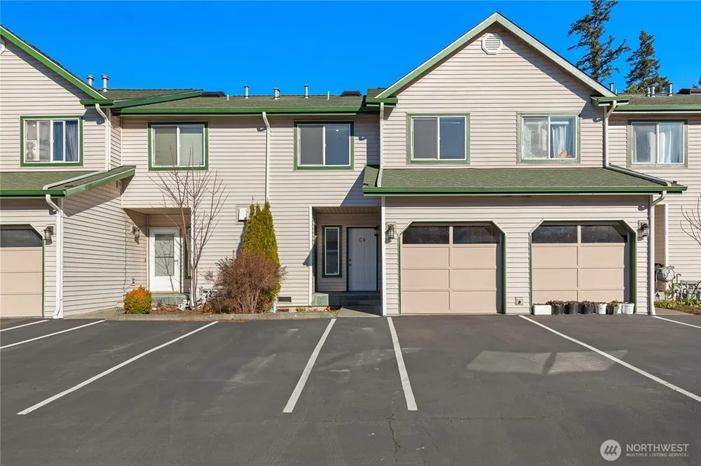 15815 Admiralty Way #C4 Lynnwood, WA 98087