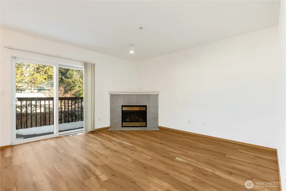 15815 Admiralty Way #C4 Lynnwood, WA 98087