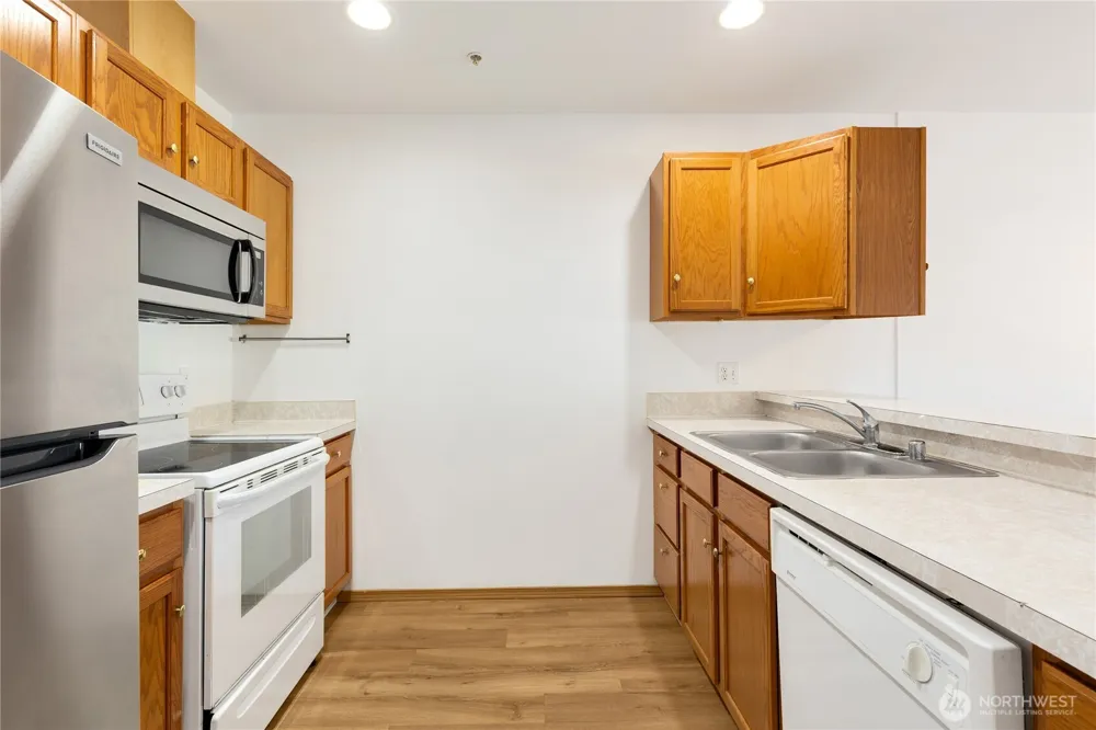 15815 Admiralty Way #C4 Lynnwood, WA 98087